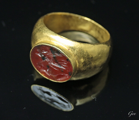勝利の女神ニケ　古代ローマ　インタリオ　リング　指輪